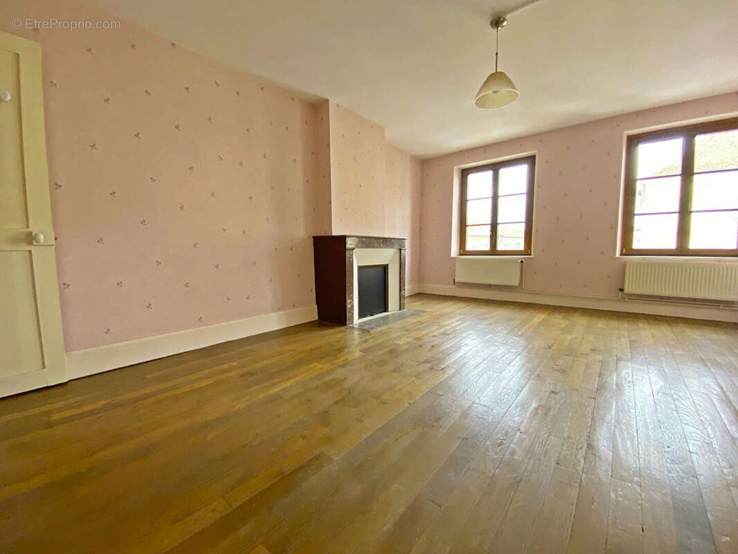 Appartement à COMMERCY