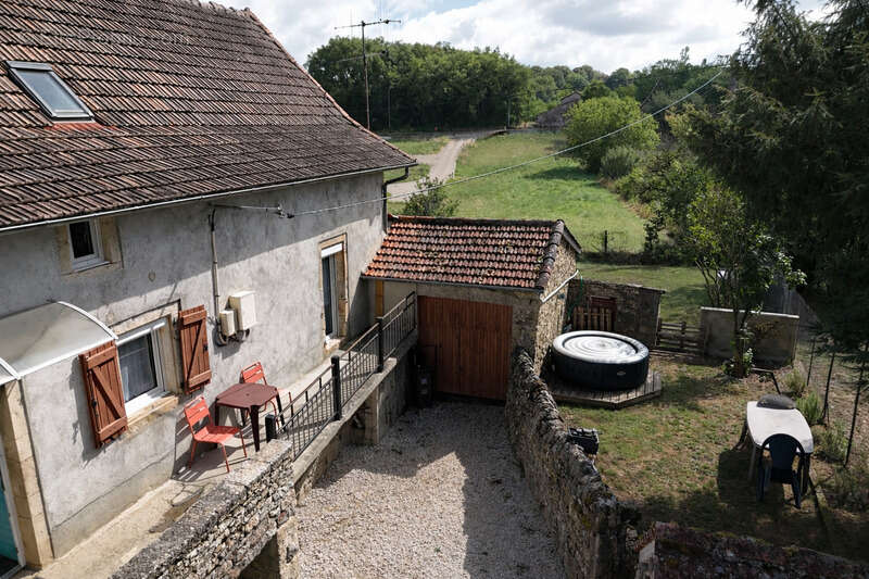 Maison à VILLEFRANCHE-DE-ROUERGUE