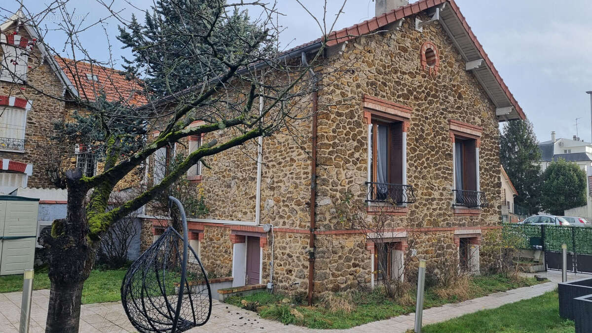 Maison à VILLEMOMBLE