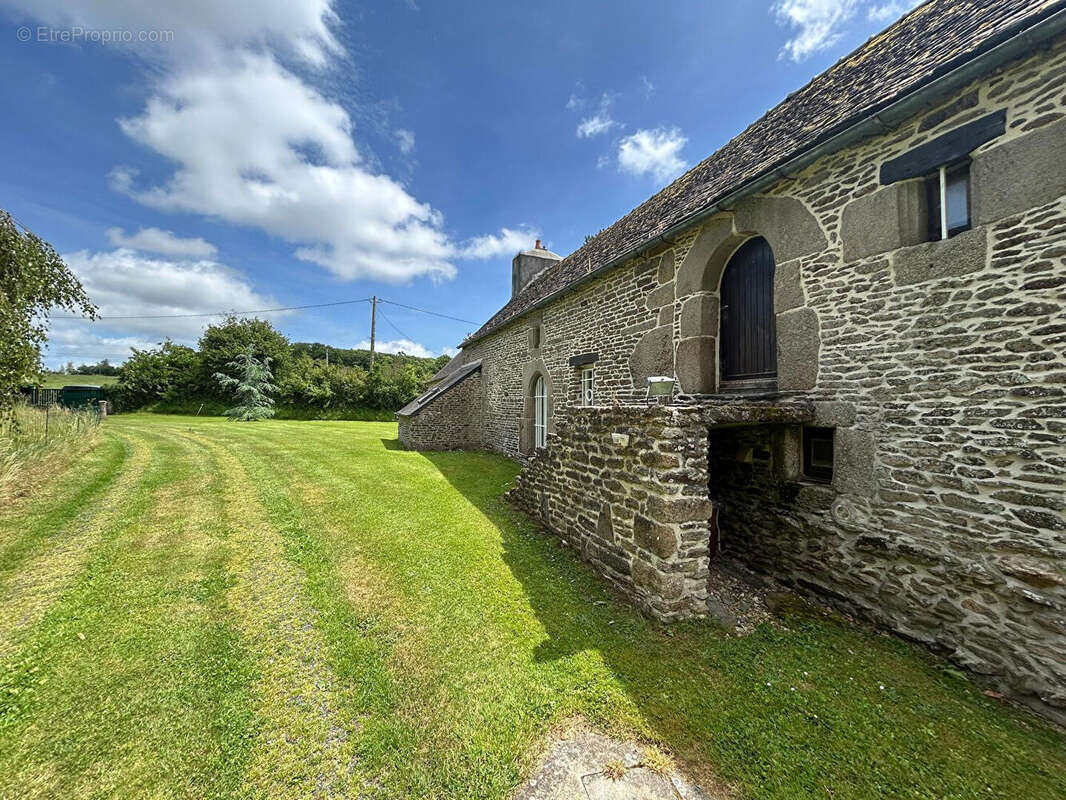 Maison à PLOUGONVEN