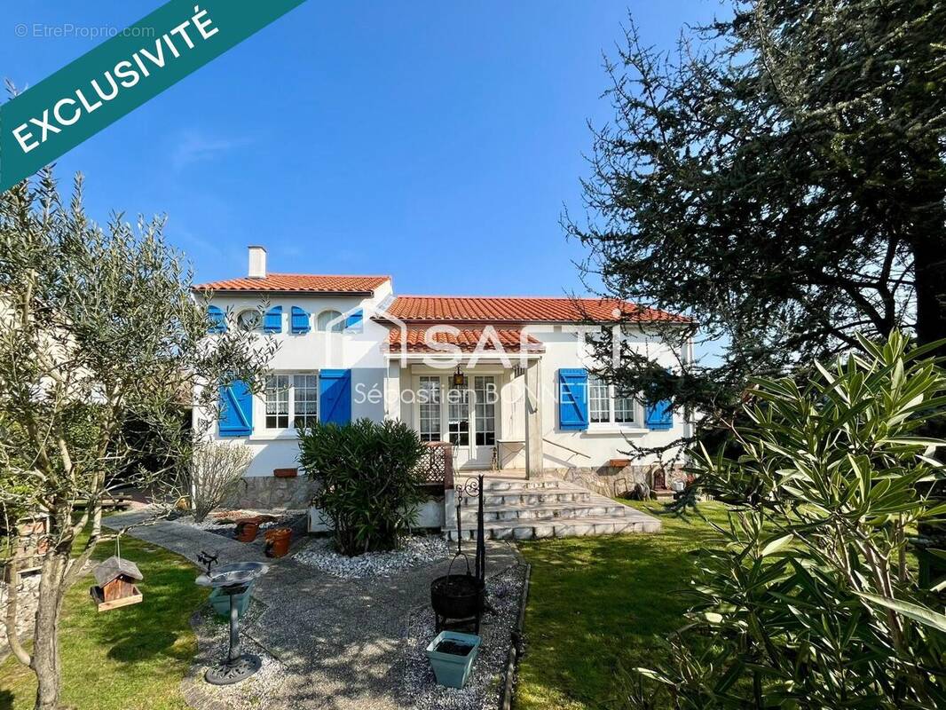 Photo 1 - Maison à ANGLES