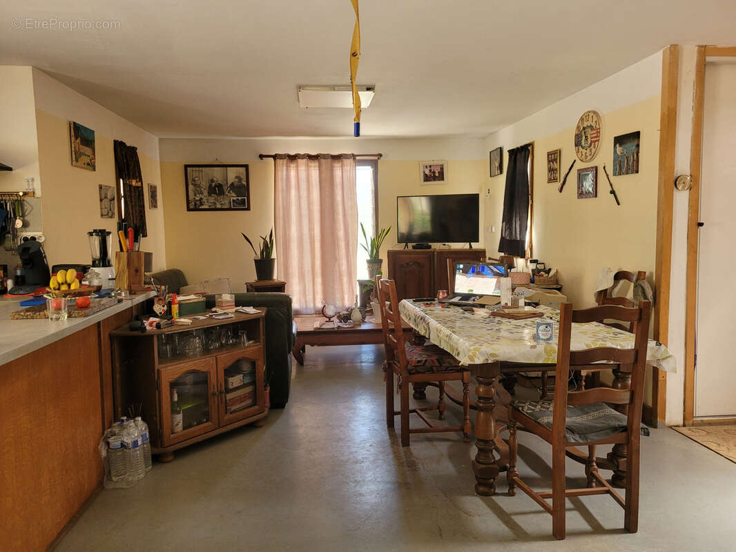 Viager occupé plain pied à monceaux sur dordogne - photo 3