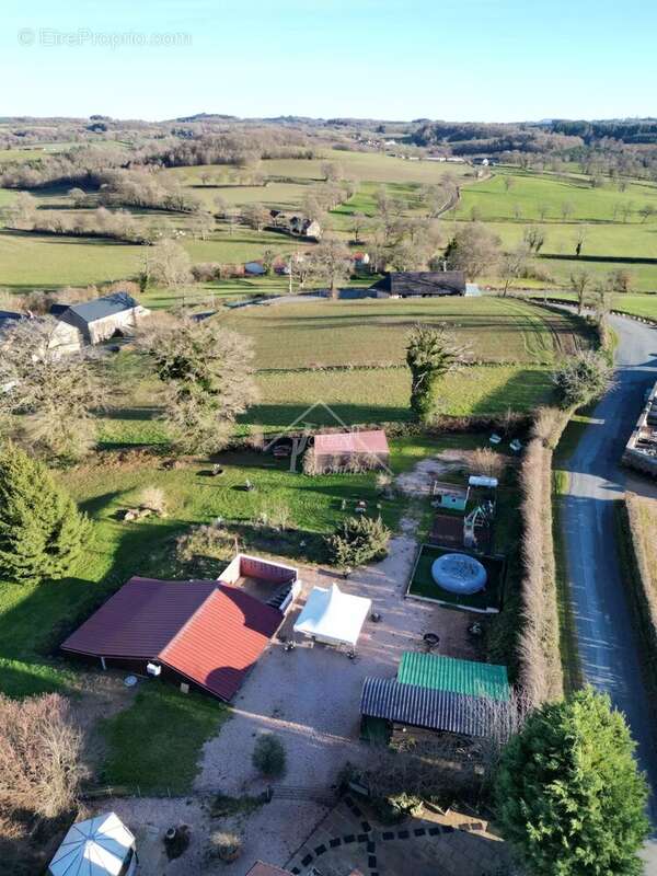 Maison à GOUTTIERES