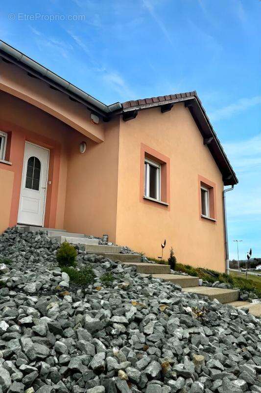Maison à HERICOURT