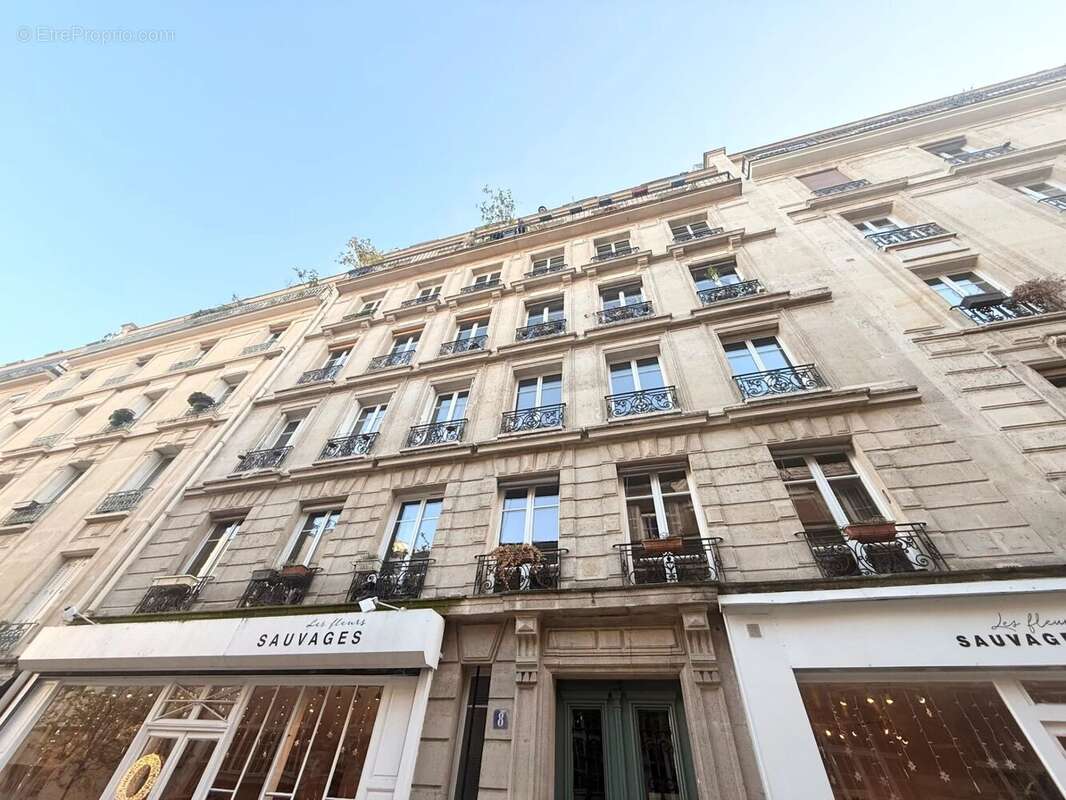 Appartement à PARIS-18E