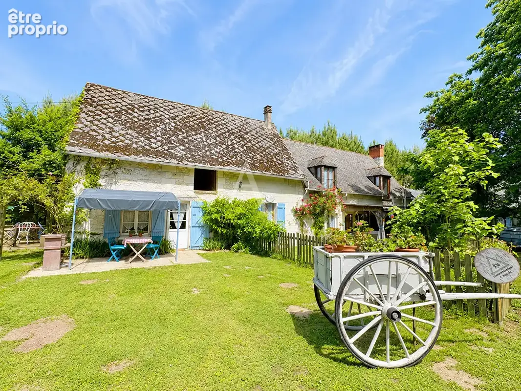 Maison à MOULIHERNE