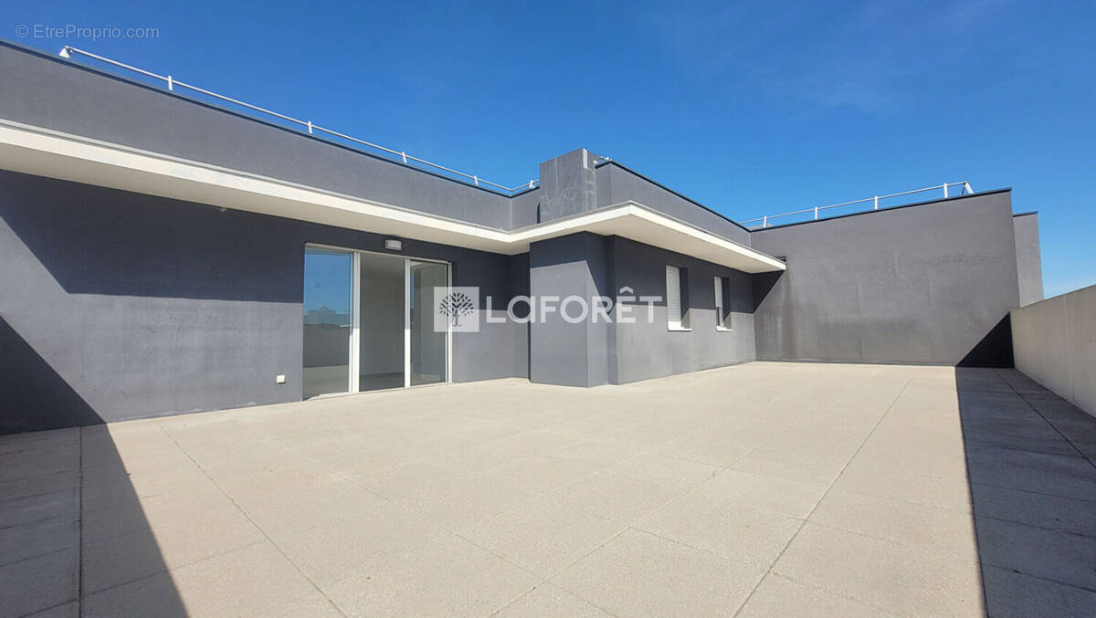 Appartement à CASTELNAU-LE-LEZ