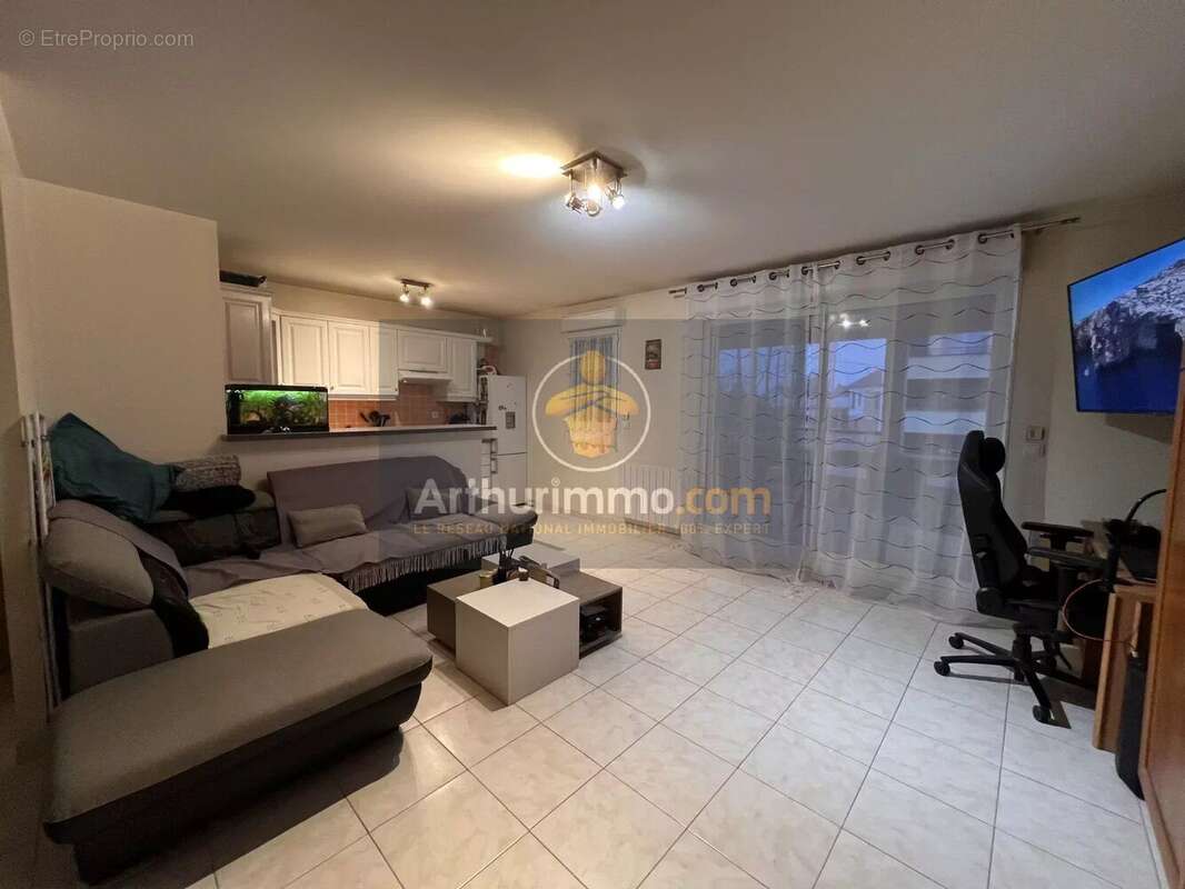 Appartement à GRETZ-ARMAINVILLIERS