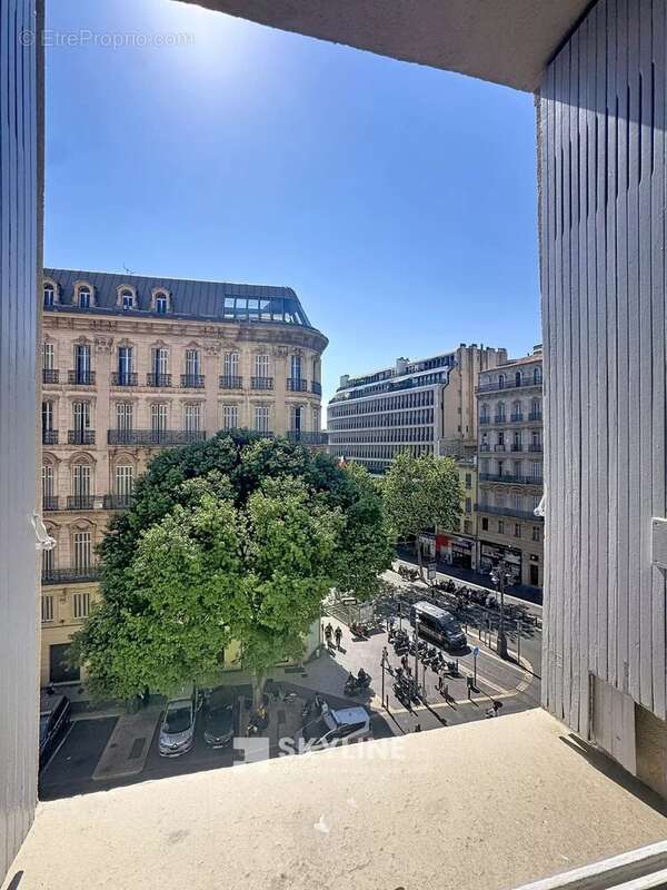 Appartement à MARSEILLE-1E