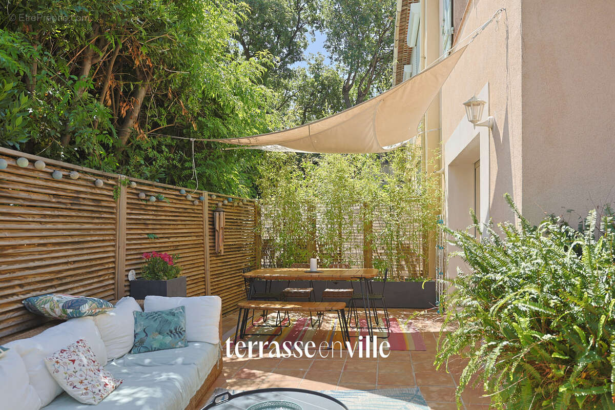 Exclusivite - toulon - cap brun - maison t 5 - 163 m2 - piscine - jardin - proximite  immediate des ecoles - photo 25