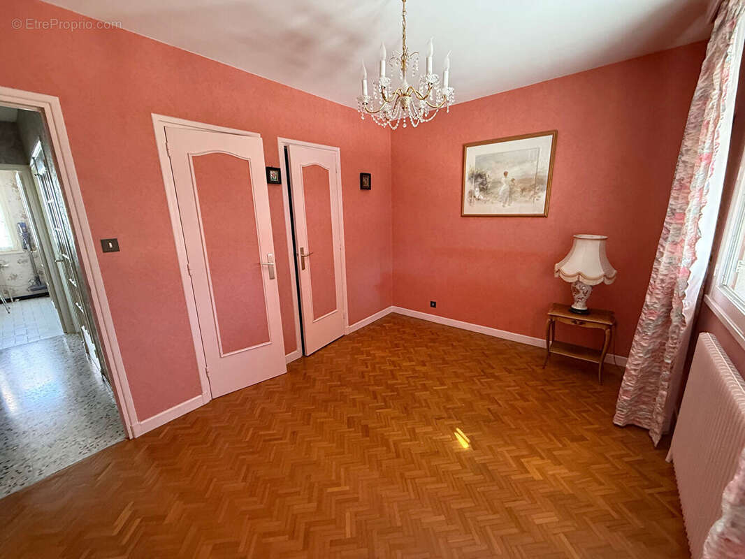 Maison 5 pièce(s) 98 m² Riorges - photo 12