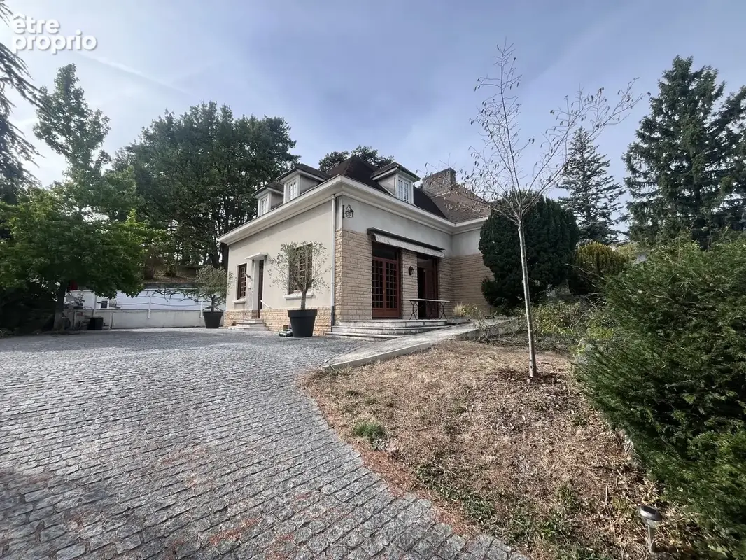 MAISON INDIVIDUELLE 250m2 sur Terrain arboré 1300m2 - photo 6
