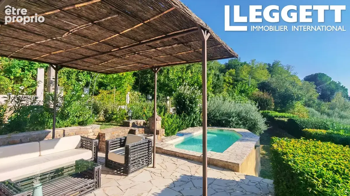 Magnifique Mas en pierre rénové par un architecte avec oliveraie et vue exceptionnelle près Uzès - photo 5