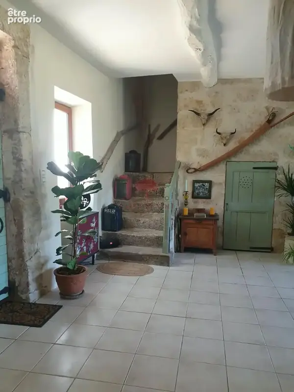 A vendre - secteur  gignac - renovee 2020 -maison en pierre de type t54 de 170m2 avec jardin - photo 9