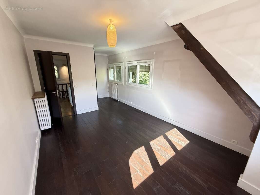 Maison à CHAMPIGNY-SUR-MARNE