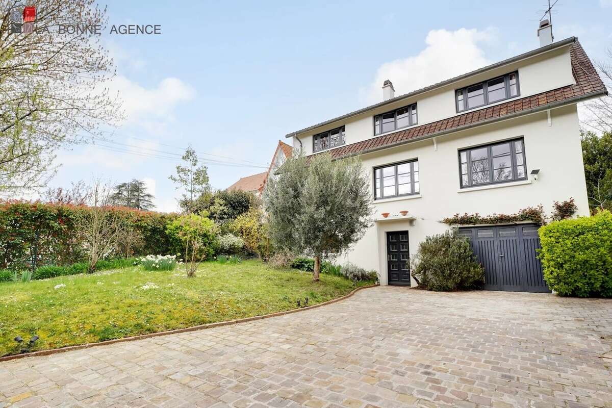 Maison à MAREIL-MARLY