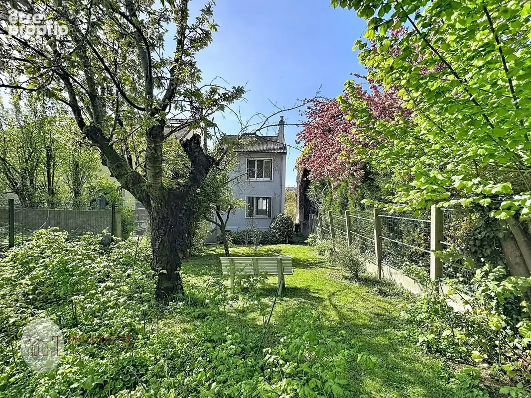 Maison à BAGNEUX