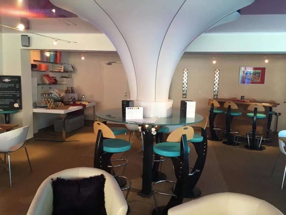 Commerce à GRUISSAN