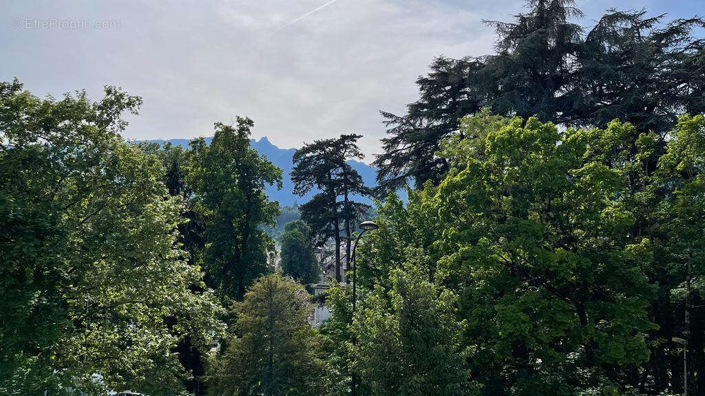 Appartement à AIX-LES-BAINS