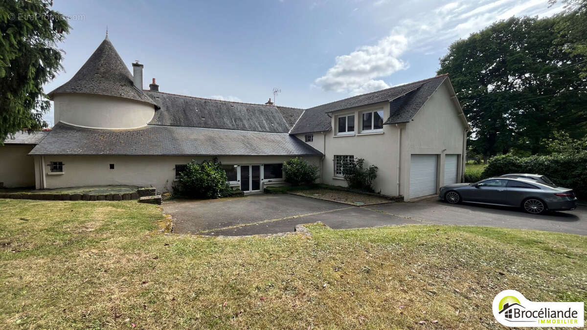 Maison à SAINT-GILLES