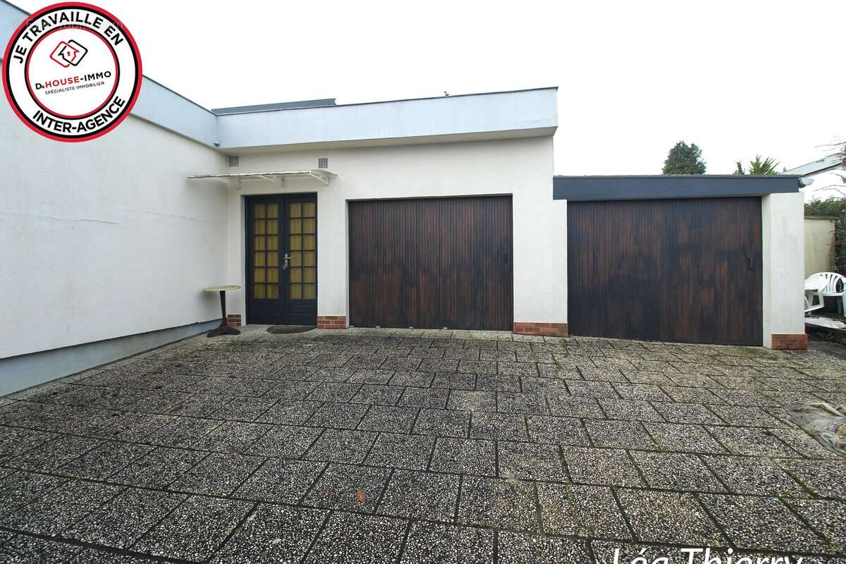Maison à LE MESNIL-ESNARD