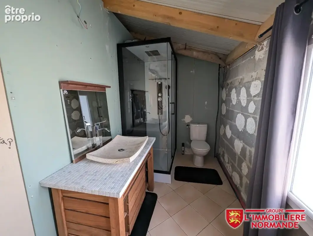 Maison à rénover 140m² et dépendance - Terrain 1200m² - photo 9