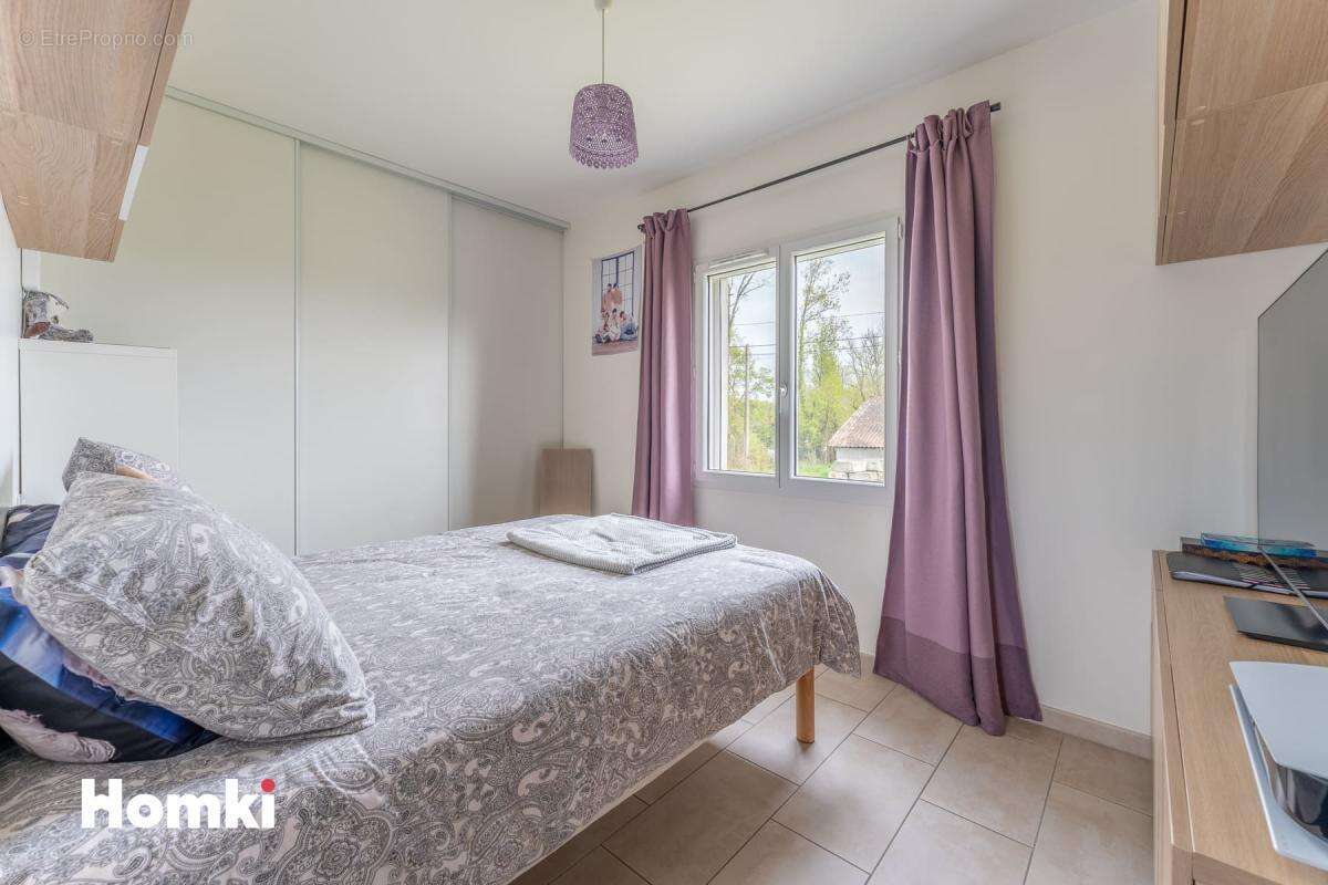 Maison à VAYRES