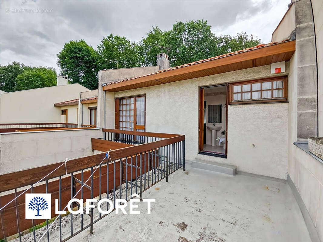 Maison Ris Orangis 5 pièce(s) 82.98 m2 - photo 12