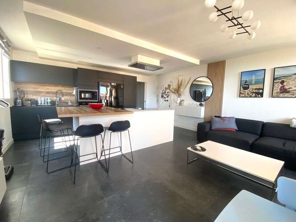 T4 DERNIER ETAGE  / BALCON / PARKING / BATARELLE BASSE - Appartement à MARSEILLE-13E