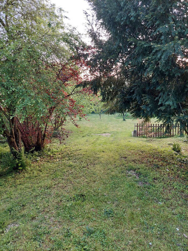 Terrain à BEAUGENCY