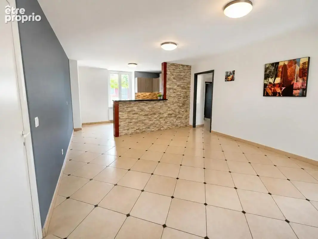 Appartement duplex de 3 pièces de 71 m² à Brie-Comte-Robert - photo 1
