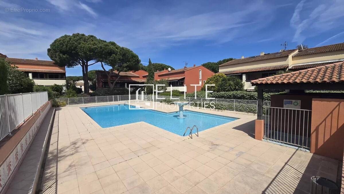 Appartement à FREJUS