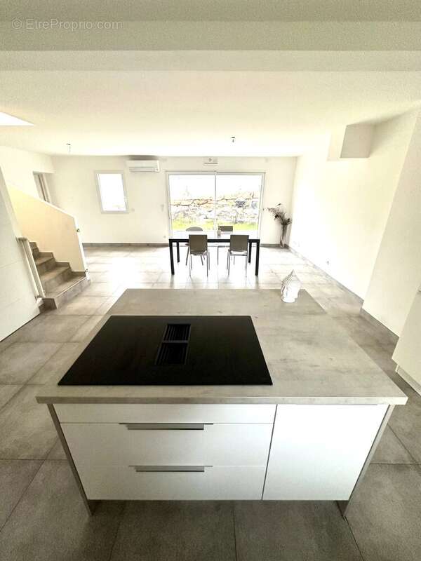 Maison à PUGET-SUR-ARGENS