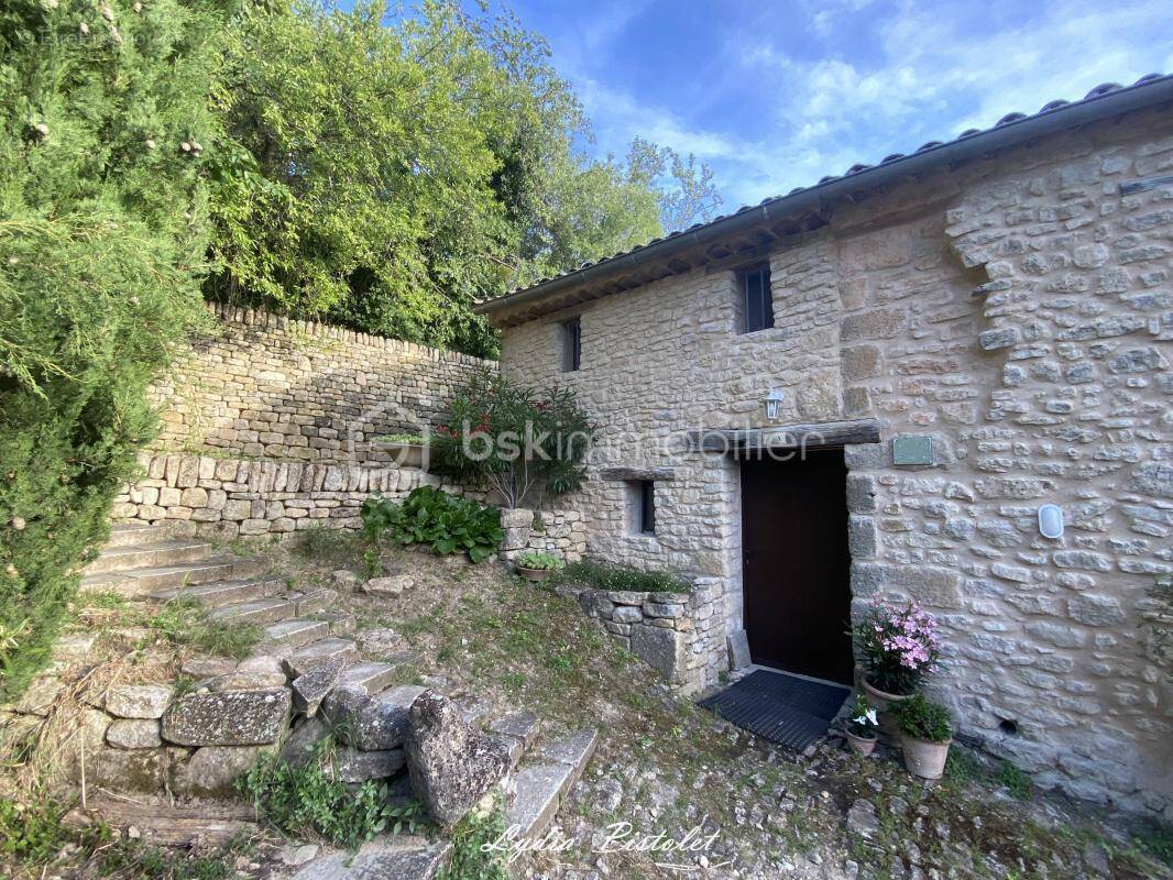 Maison à SAIGNON