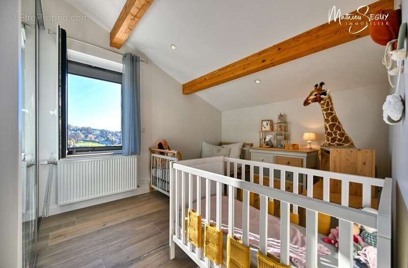 Maison à SAINT-MARTIN-EN-HAUT