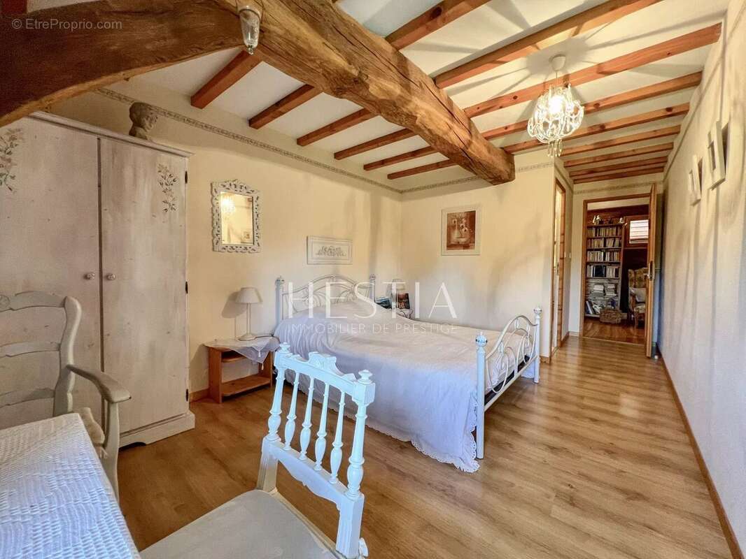 Maison à LEPIN-LE-LAC