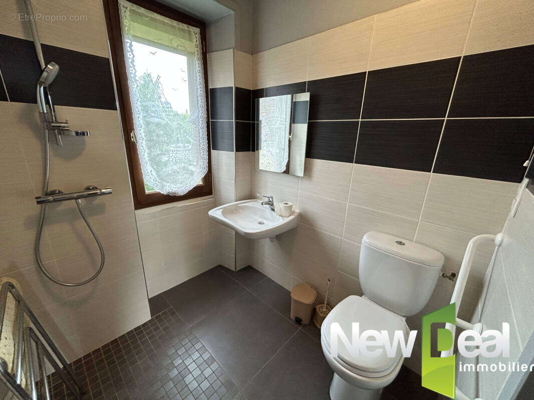 Maison à ARNAC-POMPADOUR