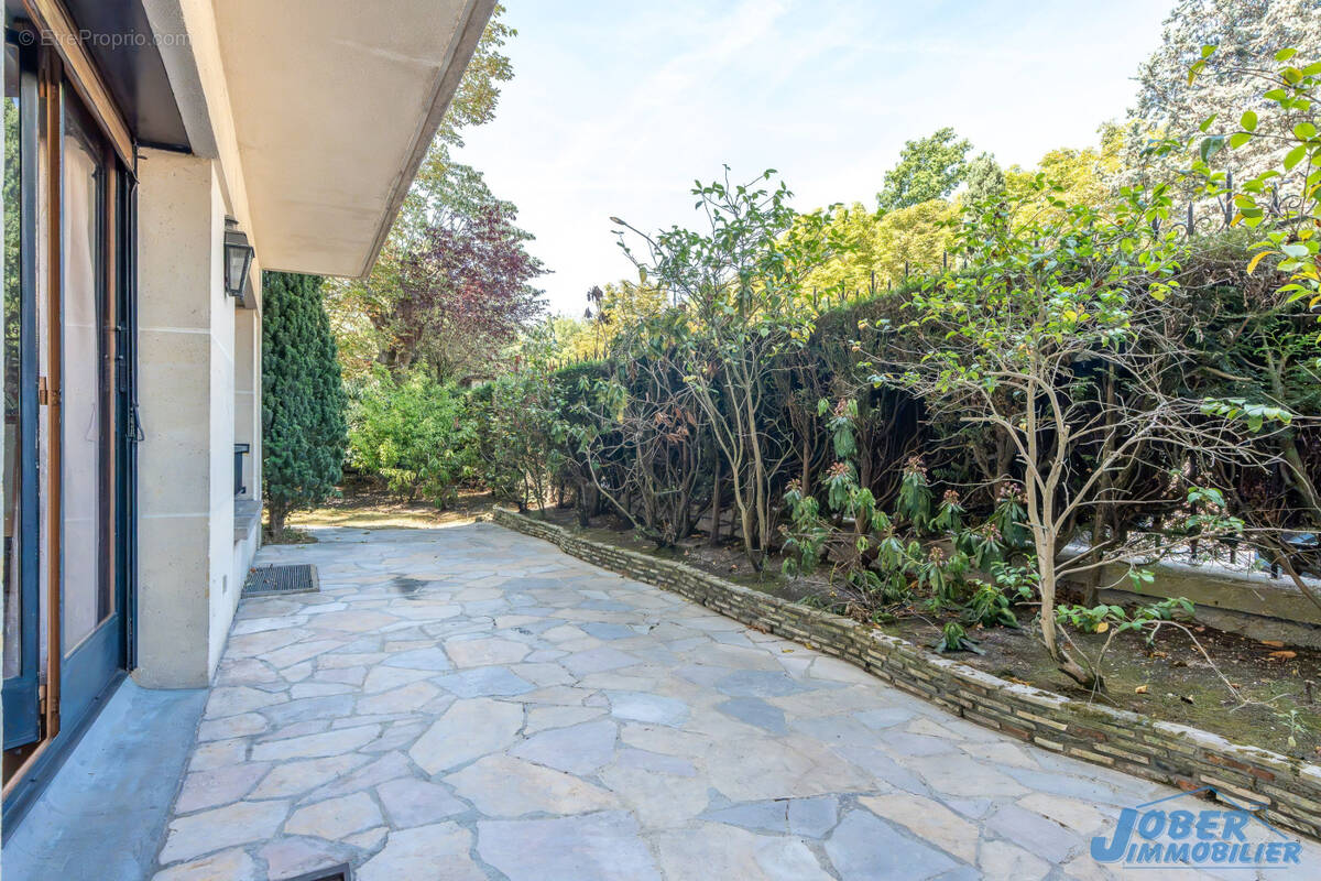 Appartement à NOGENT-SUR-MARNE