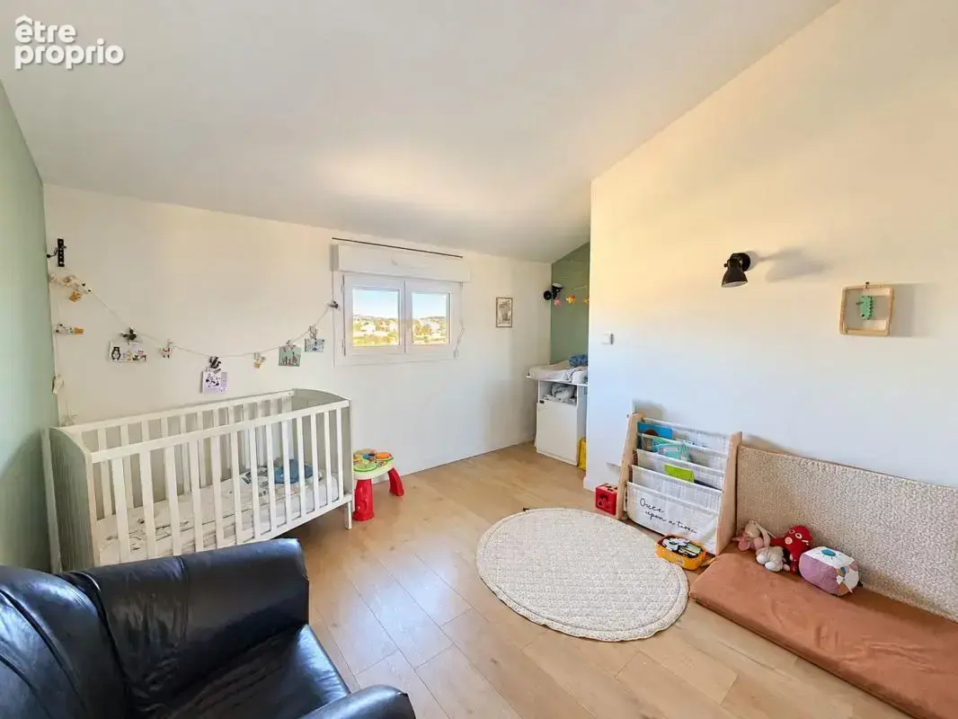 Maison sur les hauteurs avec vue dégagée - photo 9