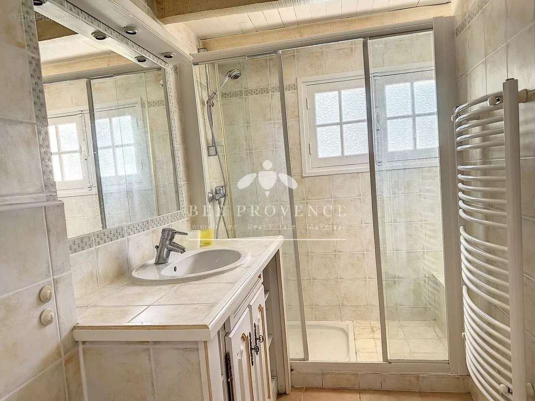 Maison à MONTAUROUX