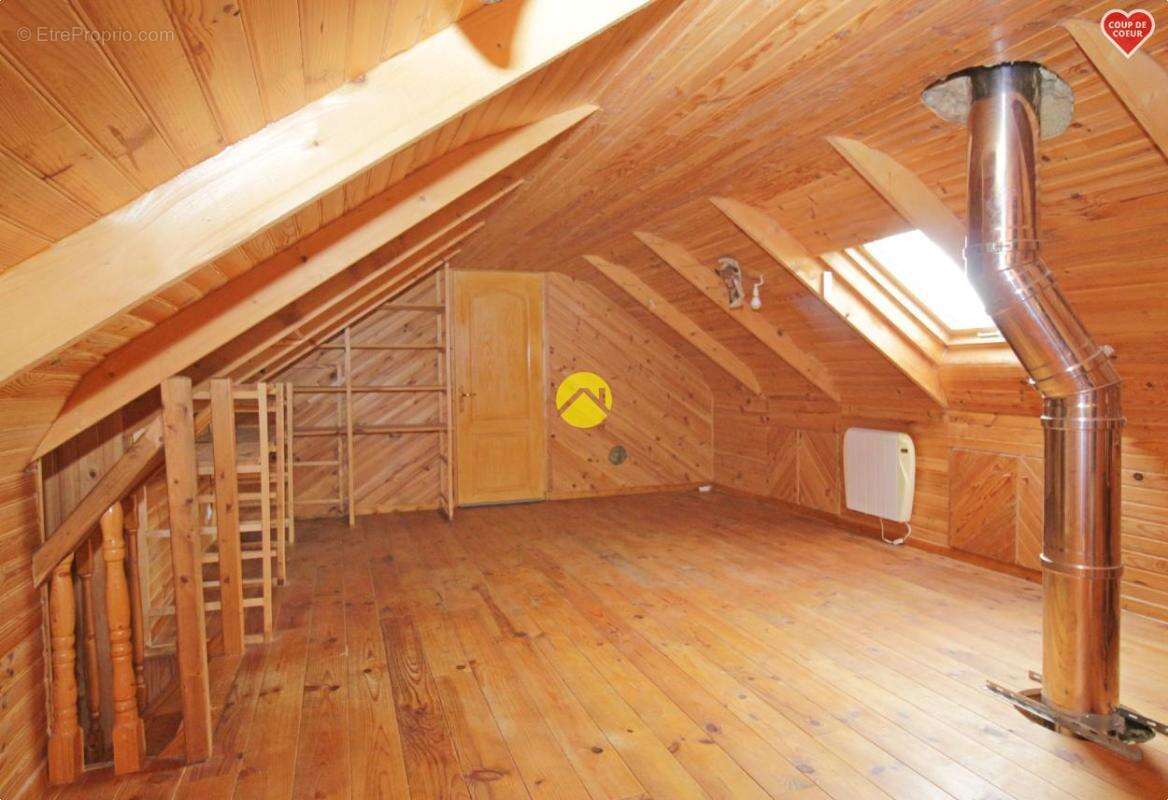 Maison à NERIS-LES-BAINS