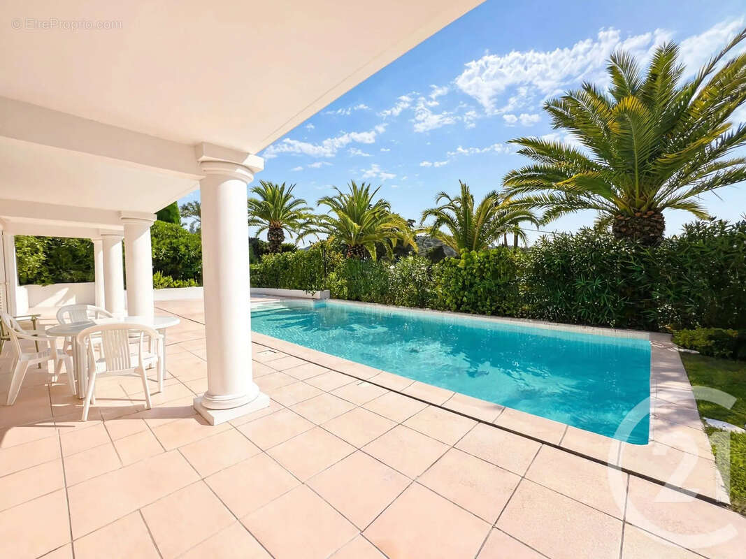 Maison 192 m² à Mougins  - photo 4