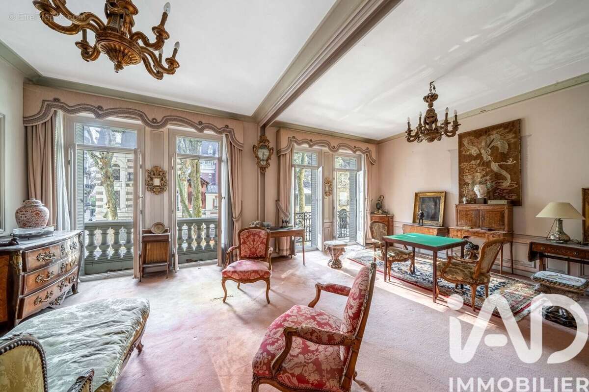 Photo 3 - Appartement à PARIS-7E