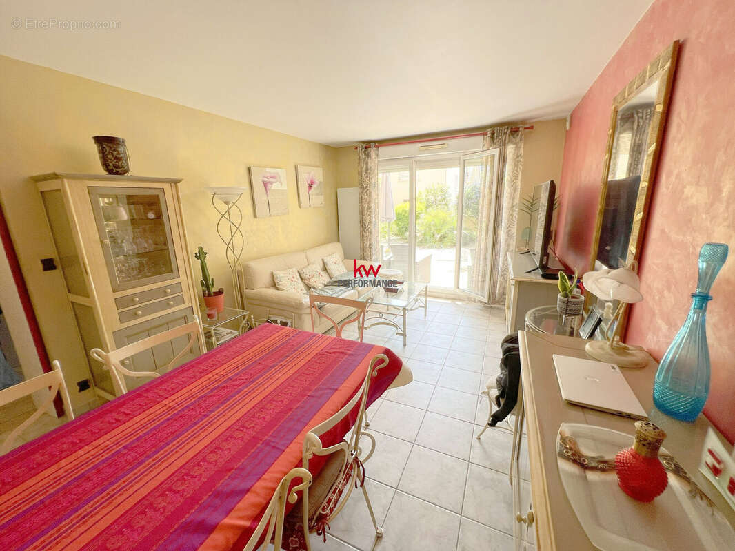 Appartement 79 m² à Saint-Gratien  - photo 2