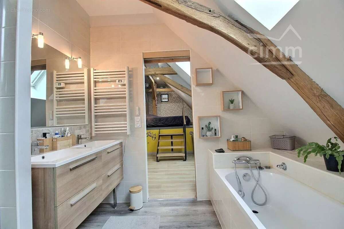 Maison à SAVONNIERES