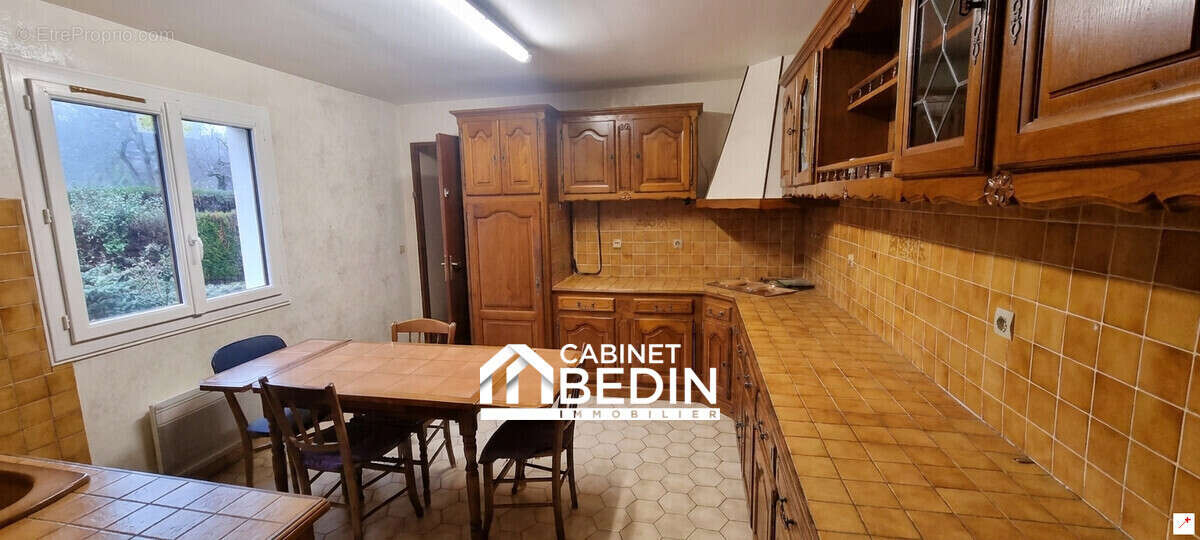Maison 149 m² à Saint-Selve  - photo 4