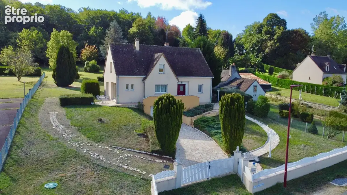 Maison 6 pièces 140 m² à vendre à Briosne-Les-Sables (72110) - photo 1