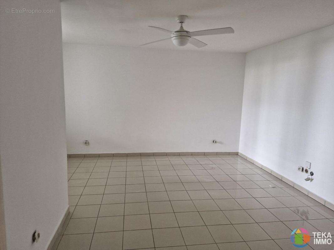 Appartement à SAINT-DENIS