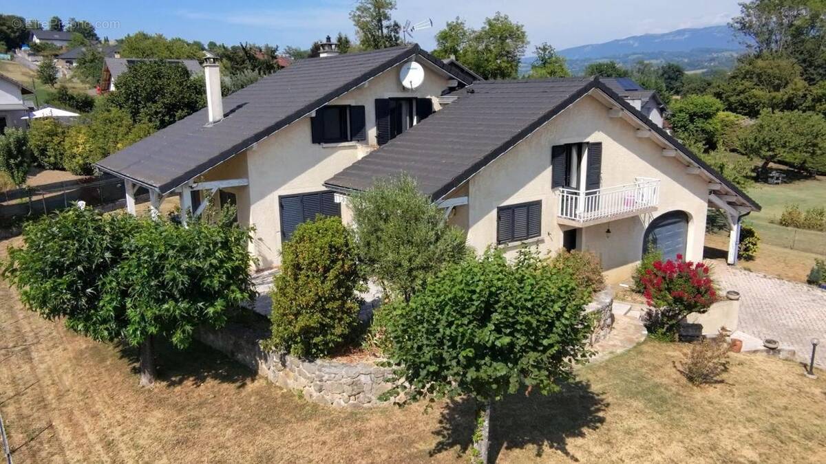Maison à LA BIOLLE