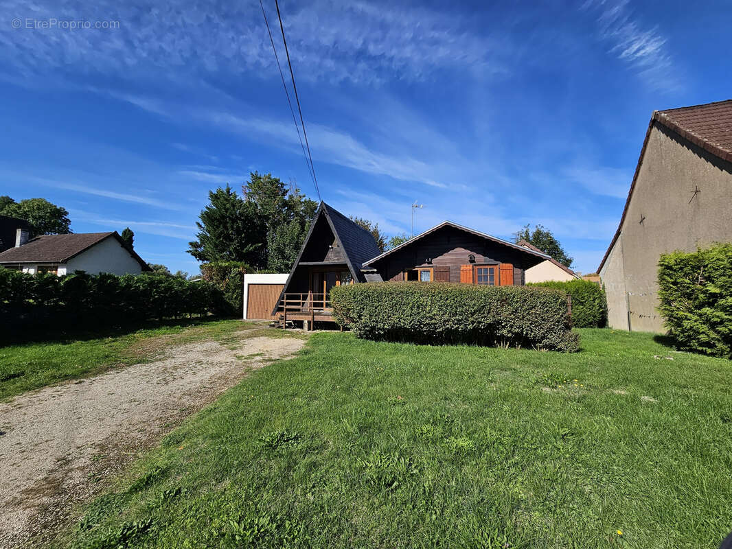 Maison à SAINT-MARTIN-EN-BRESSE